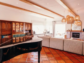 Hilltop Boutique Hotel