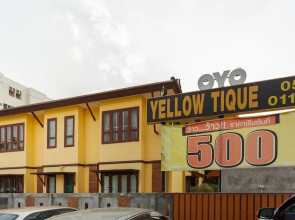 OYO Yellow Tique Hotel