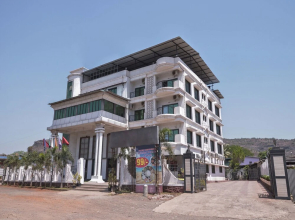 OYO 12204 Hotel Sai Sagar