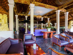 Bounty Hotel