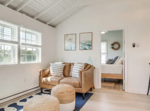 Idyllic Plymouth Vacation Rental - Steps to Beach!