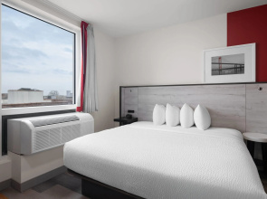 Ramada By Wyndham Brooklyn Near Flatbush