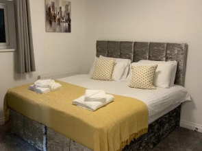 2 Bed- Harmony Court Luxury 2 bed Apartment
