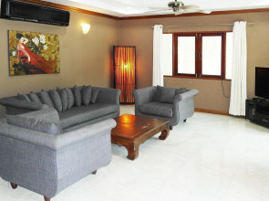 Chaweng Lakeview Residence
