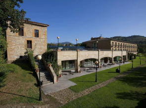 Parador De Cangas De Onis