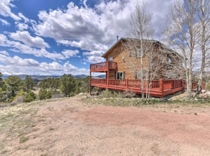 Secluded Cotopaxi Cabin w/ Panoramic Mtn Views