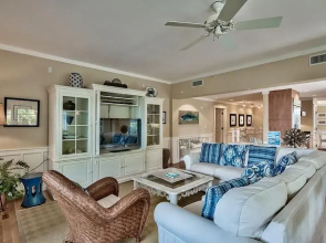 At the Waters Edge 4 Bd Holiday Home by Five Star Properties