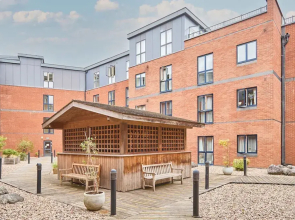 Host Stay Newport House Apartment