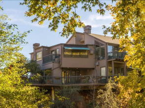 The Inn Above Oak Creek