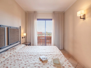Well-kept and Atmospheric Apartment Just 1 km. From sea