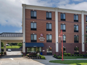 Best Western Plus College Park Hotel