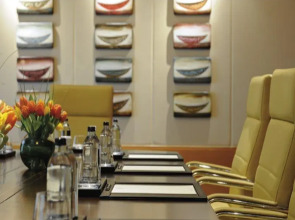 Отель The Ritz-Carlton, Dubai International Financial Centre