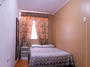 Hostal Paracas I