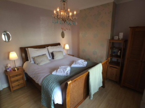 Tyrosa Rooms
