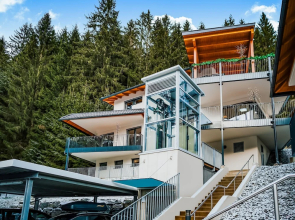 Magnificent Apartment With Phenomenal View Across the Bay, Nearby Appledore