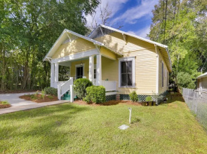 Thomasville Cottage Near The Big Oak & Downtown!