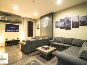 The Clarence Park - Hostel