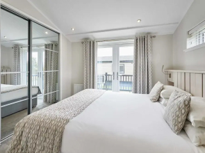 Host Stay Brian Clough Lodge