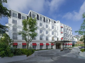 Golden Sun Hotel - Dalat