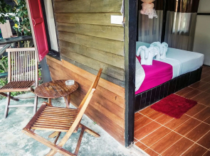 Leaf House Bungalows SHA PLUS approved