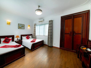 Phoenix Legend Hotel