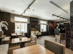 Отель Senator Maidan