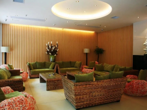 Yangshuo Leisure Tea Resort