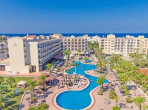 Tsokkos Gardens Hotel & Apartments