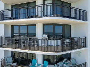 Beachfront 3 Bed Condo Daytona Beach Shores FL