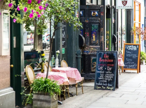 Cathcart Road IV by Onefinestay