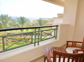 Stella Di Mare Beach Hotel & Spa