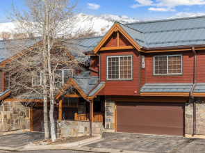 Northstar 6 3 Bedroom Condo by RedAwning