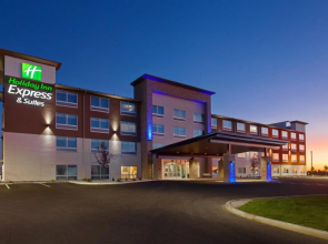Holiday Inn Express & Suites Moses Lake by IHG