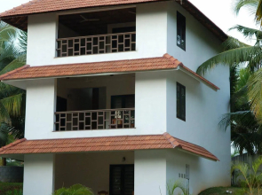Estuary Sarovar Premiere , Poovar Island