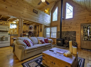 Broken Arrow Lodge Blue Ridge Cabin Rental
