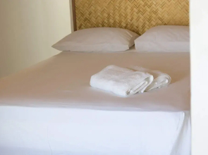 Airport Manini Lodge Studio 5