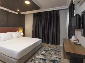 Toprak Hotel