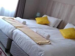 Ivory Inn Bed & Breakfast