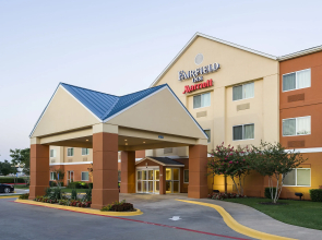 Fairfield Inn & Suites Dallas Park Central