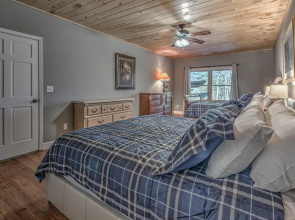 32 Acre Memory Maker by Escape to Blue Ridge