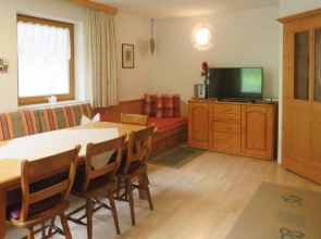 Holiday Home Emberger, Fugen