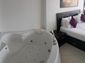 Vtsix Condo Service at View Talay Condo