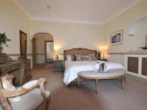 Watersmeet Hotel
