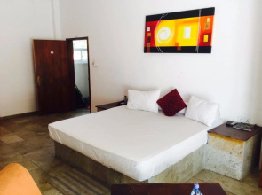 Hotel Sleek