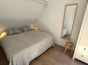 DPO40 Modern holiday home just 2 min from the beach