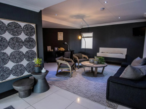 African Oceans Manor - Guest House