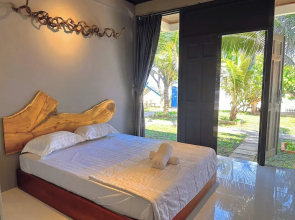 Waikiki Lagi Beach Homestay & restaurant