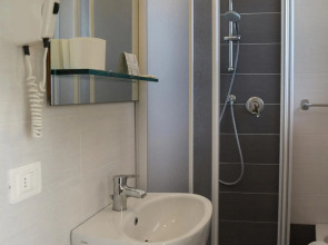 Hotel Embassy Pesaro