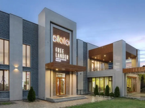 ololoFreelander work and travel Hostel