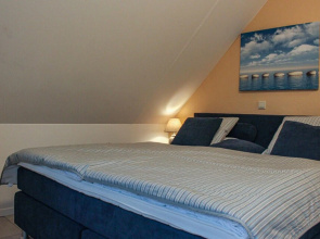 Stunning Home in Vlagtwedde With 3 Bedrooms, Wifi and Indoor Swimming Pool